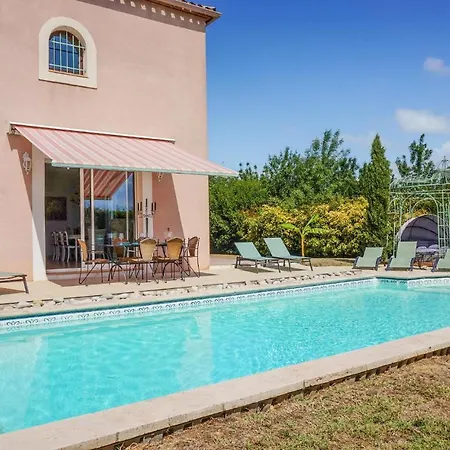 Holiday home Beautiful In