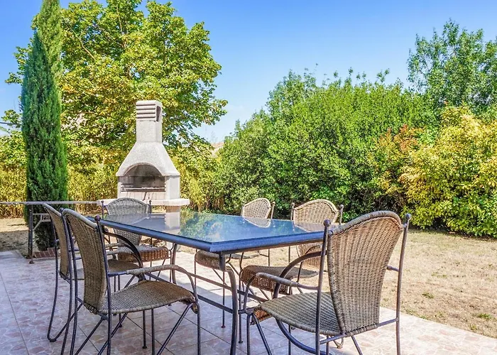 Beautiful In * Carcassonne