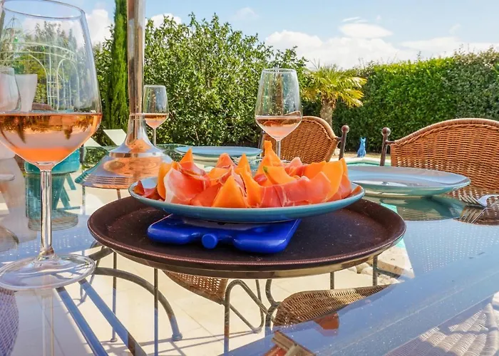 Beautiful In Holiday home *